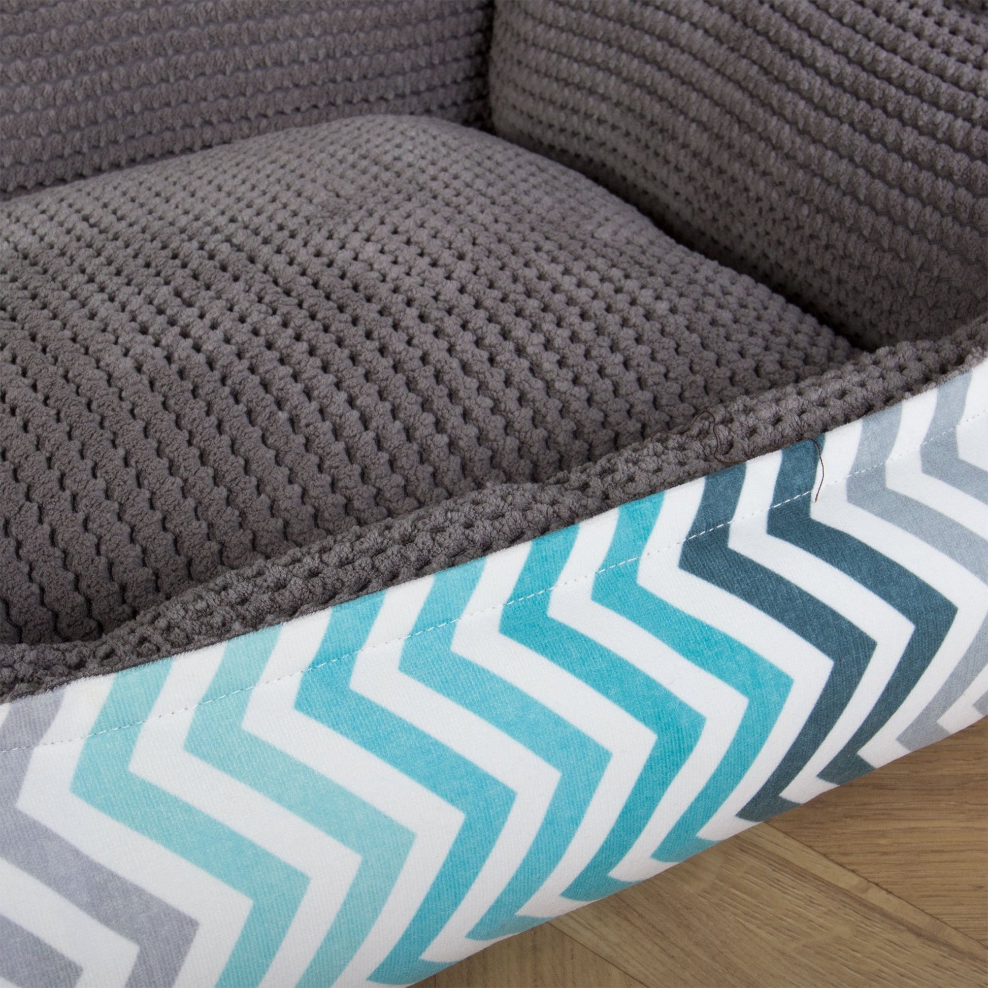 the-nest-orthopedic-memory-foam-dog-bed-geo-print-blue_9