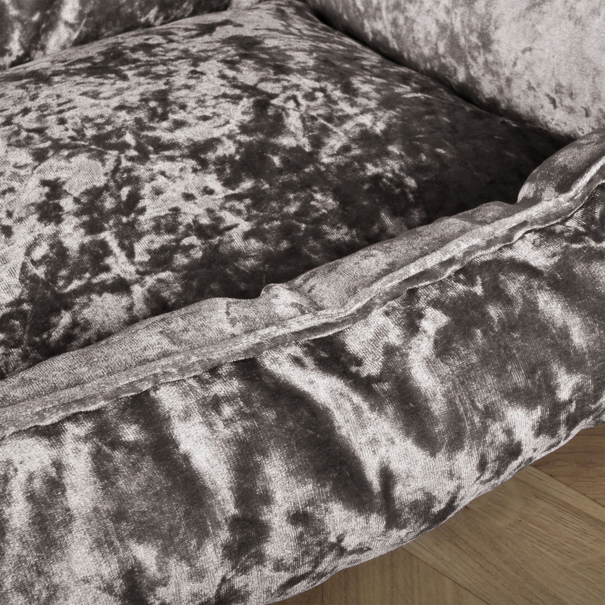 the-cat-bed-memory-foam-cat-bed-glitz-silver_4